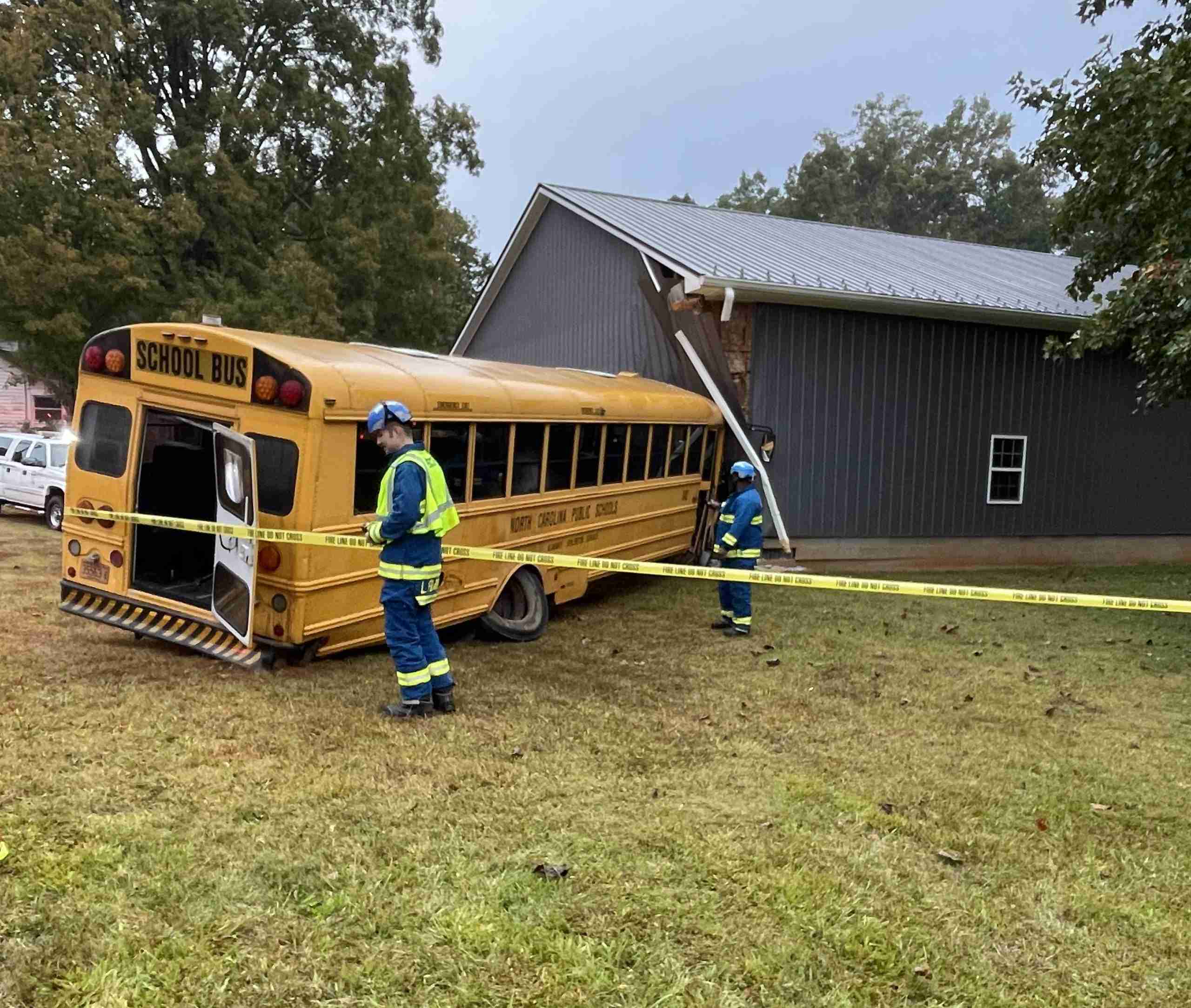 Seven hurt, four taken to hospital after school bus wreck in southern ...